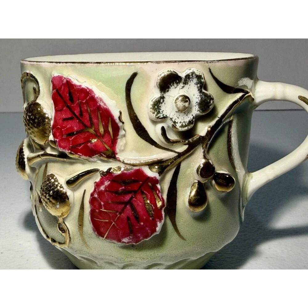 Vintage Gold Embossed Berries / Leaves / Floral German Tea Coffee Cup
